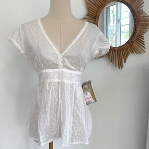 Deadstock Vintage Y2K Tramp White Eyelet Babydoll Milkmaid Lace Trim Top L